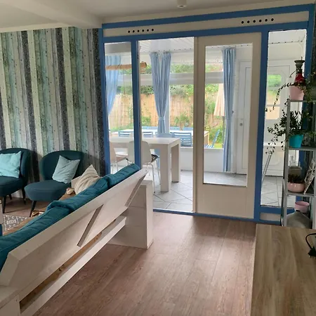 Mit Garten- Grill Und Terrasse By Interhome * ユリアーナドルプ